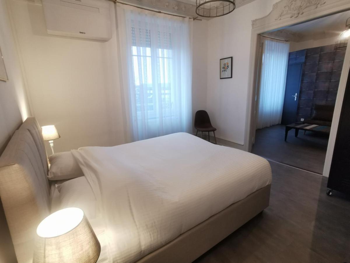 Colmar Suites - Residence ภายนอก รูปภาพ