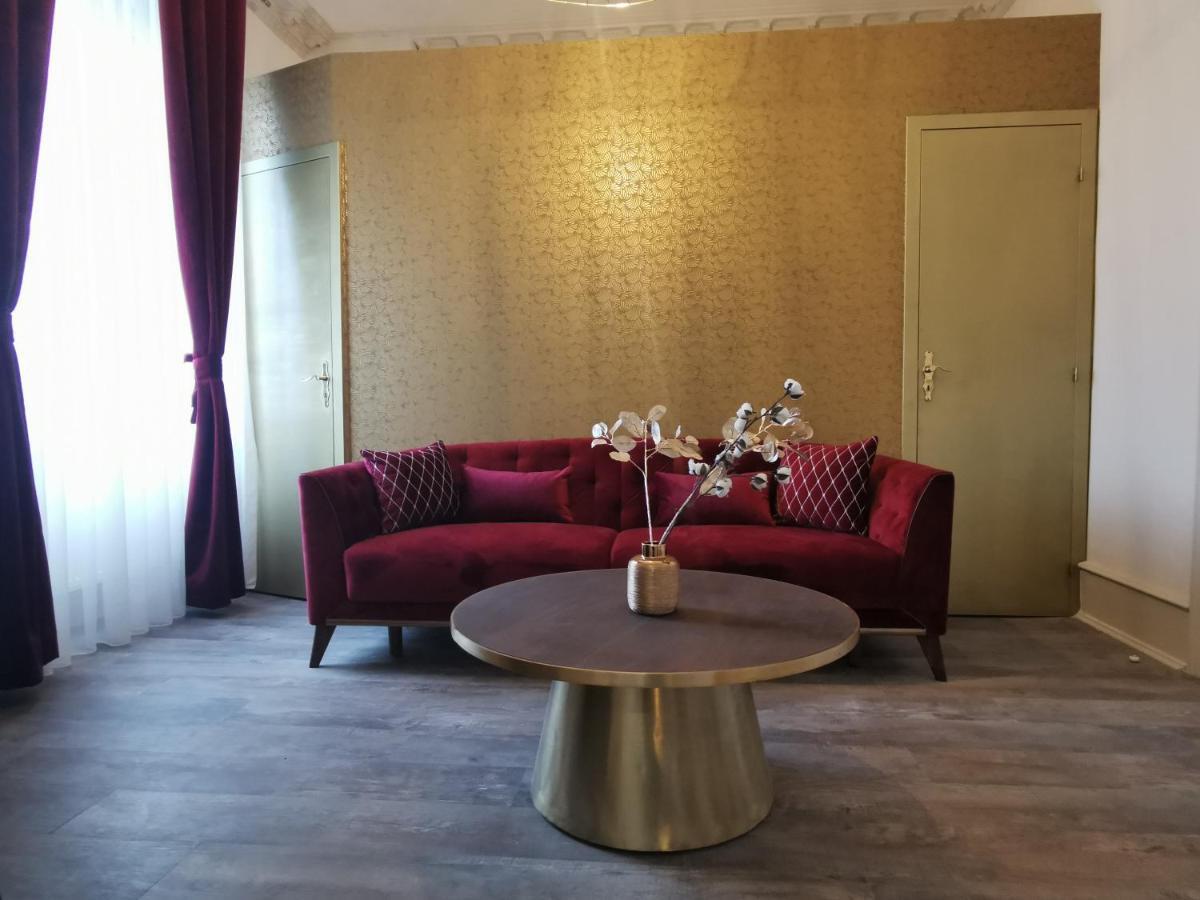 Colmar Suites - Residence ภายนอก รูปภาพ